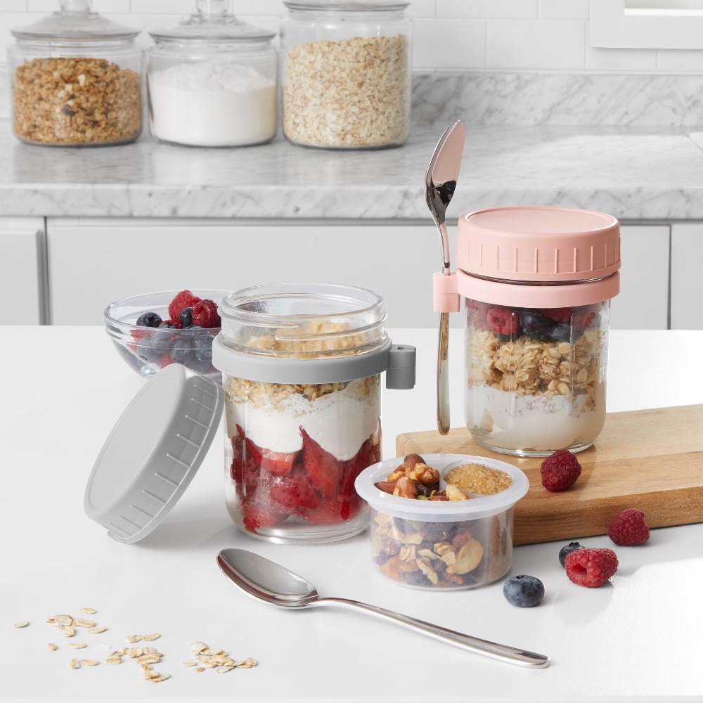 وعاء محمول لحفظ وجبات الشوفان  - مراجعة Overnight Oat Jar وسعره